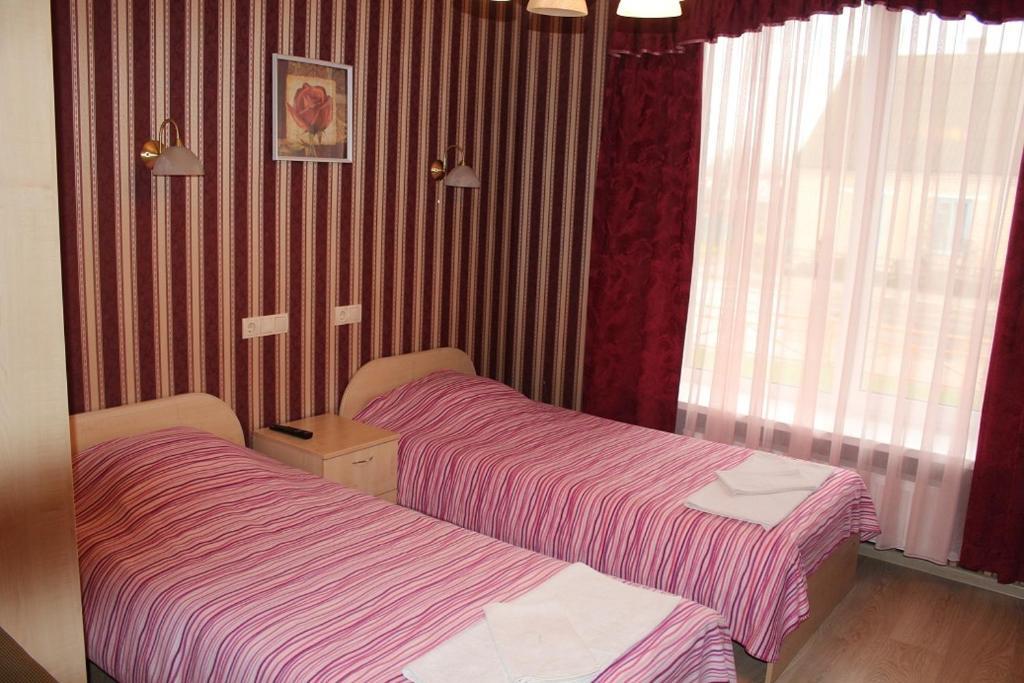 Nika Hotel Miyory Habitación foto